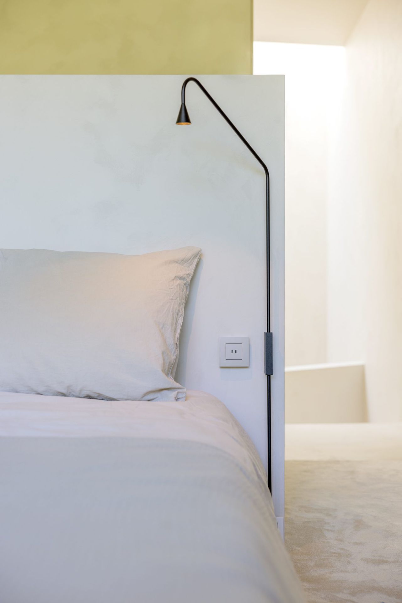 Light grey met dubbele USB-C-lader
